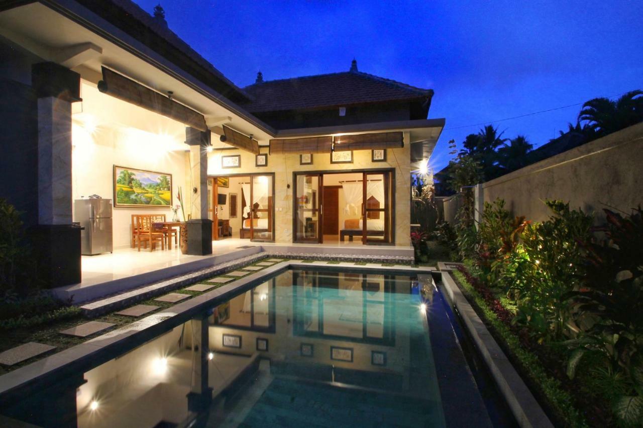 Pondok Gadri Villa Ubud Exterior photo