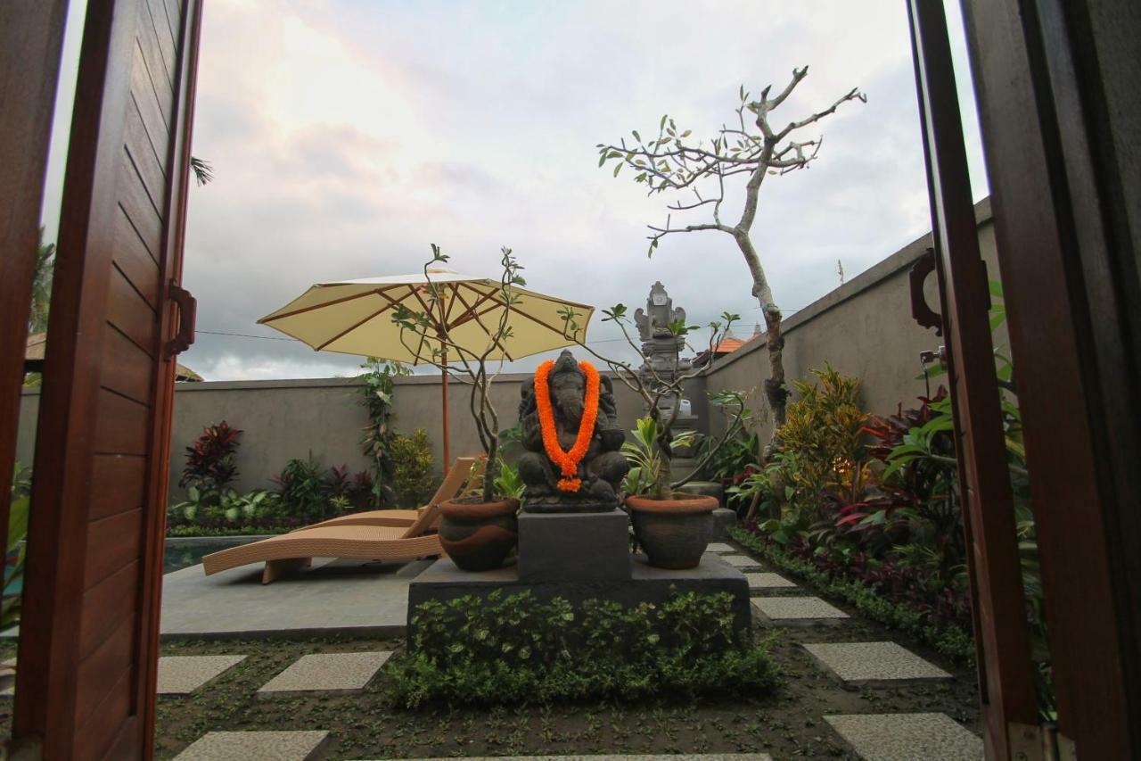 Pondok Gadri Villa Ubud Exterior photo